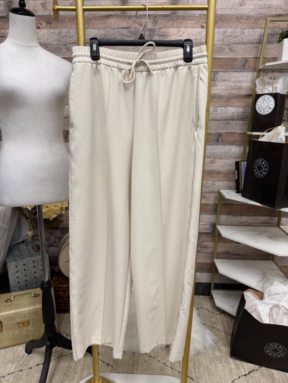 Athleta Cream Wide Leg Drawstring Trousers M
